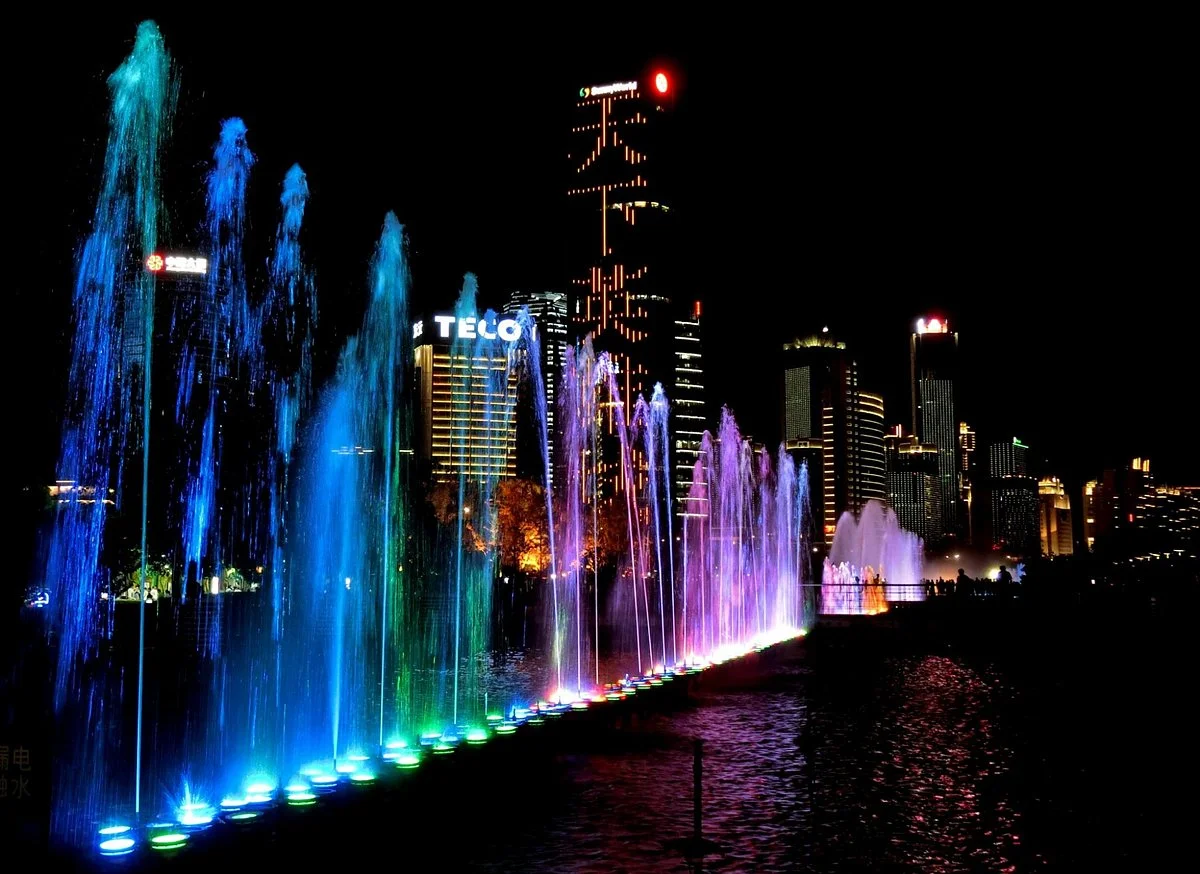 Autumn Water Square
