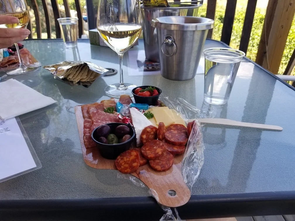 Howling Bluff Estate Winery
