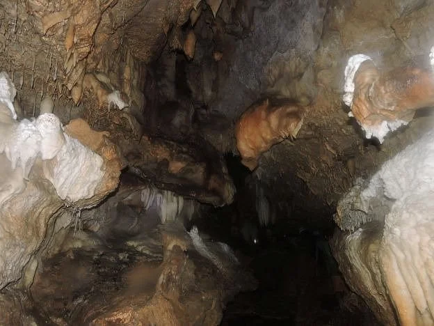 Cantabon Cave