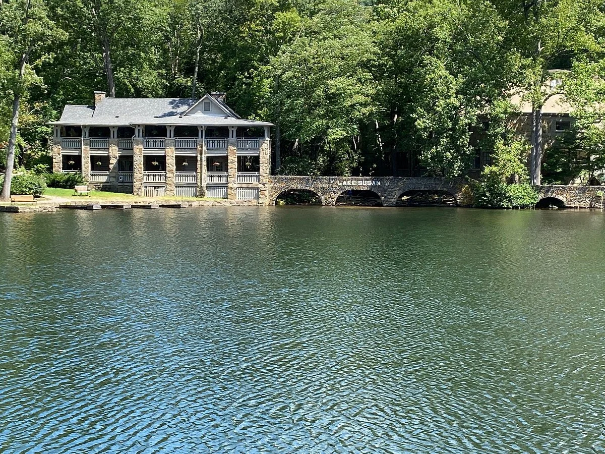 Robert Lake Park