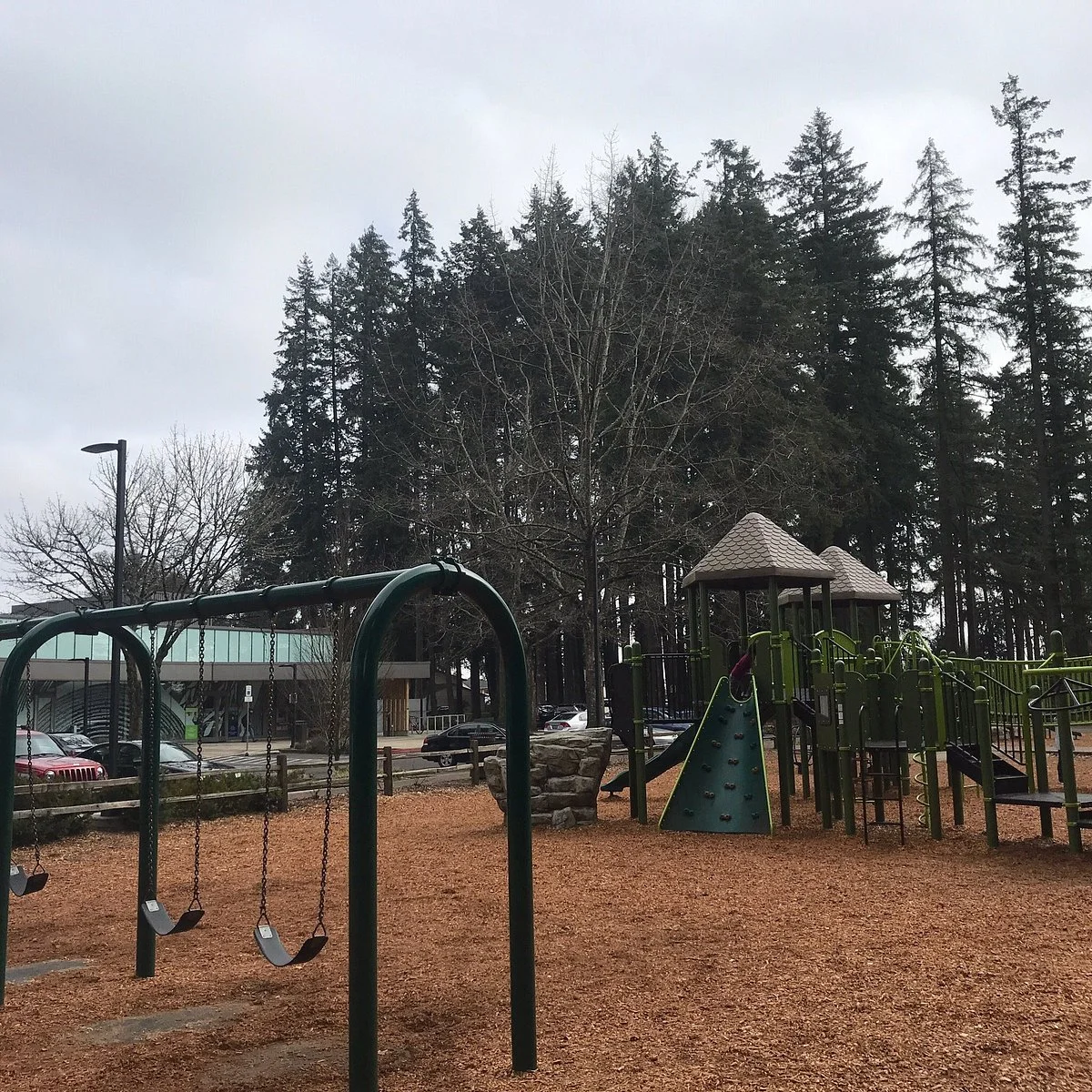 Shute Park Aquatic and Recreation Center