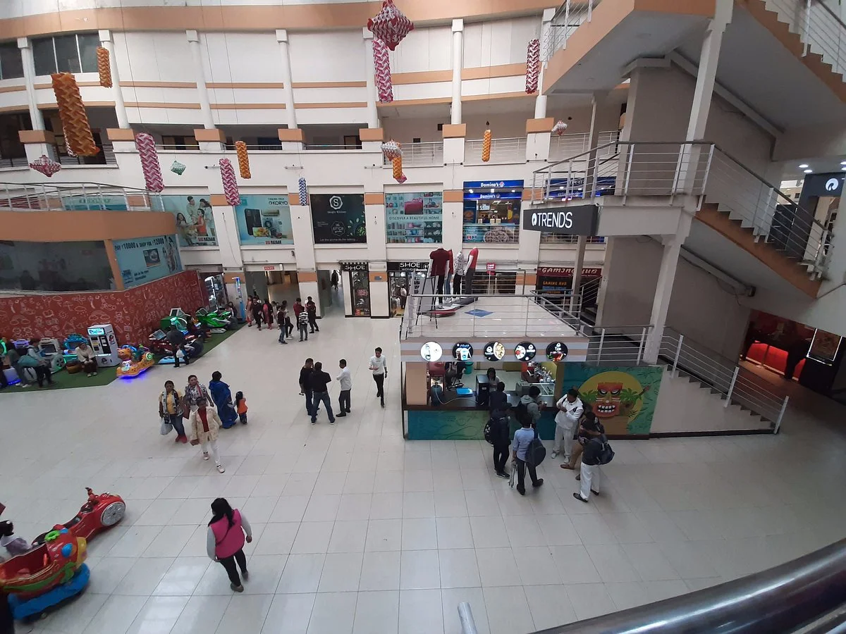 Rink Mall