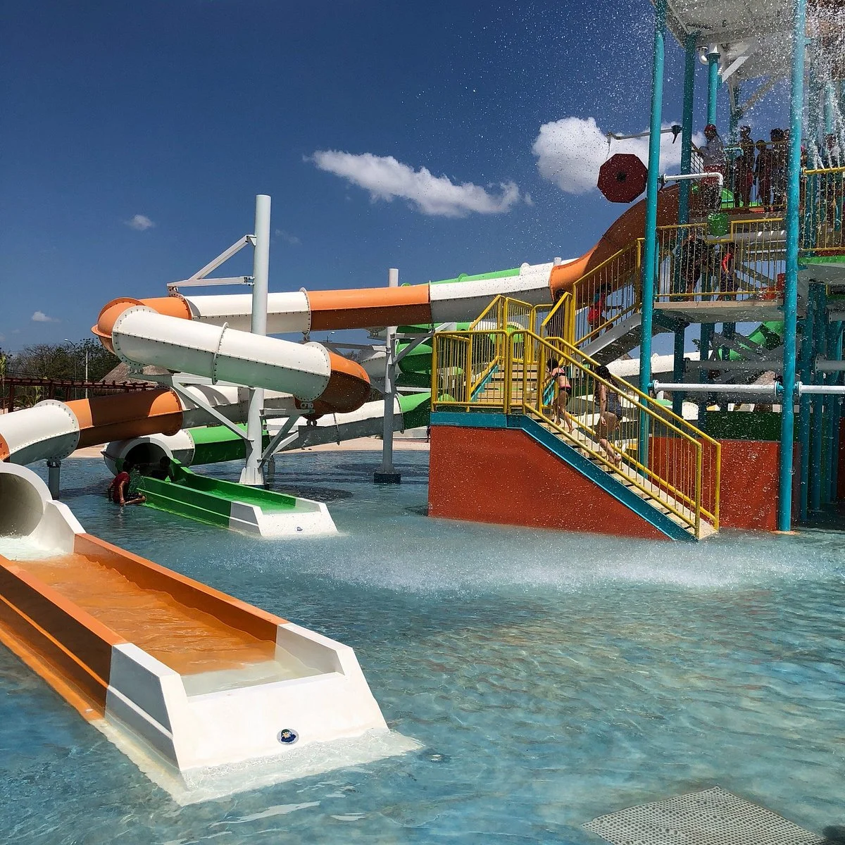 Parque Acuatico Baxal Ja