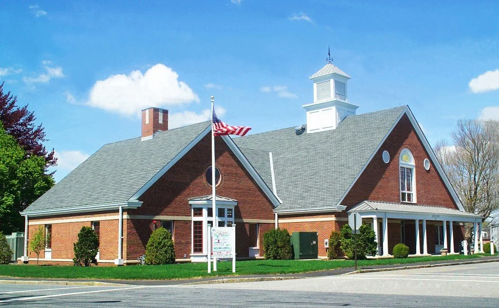 Osterville Village Library