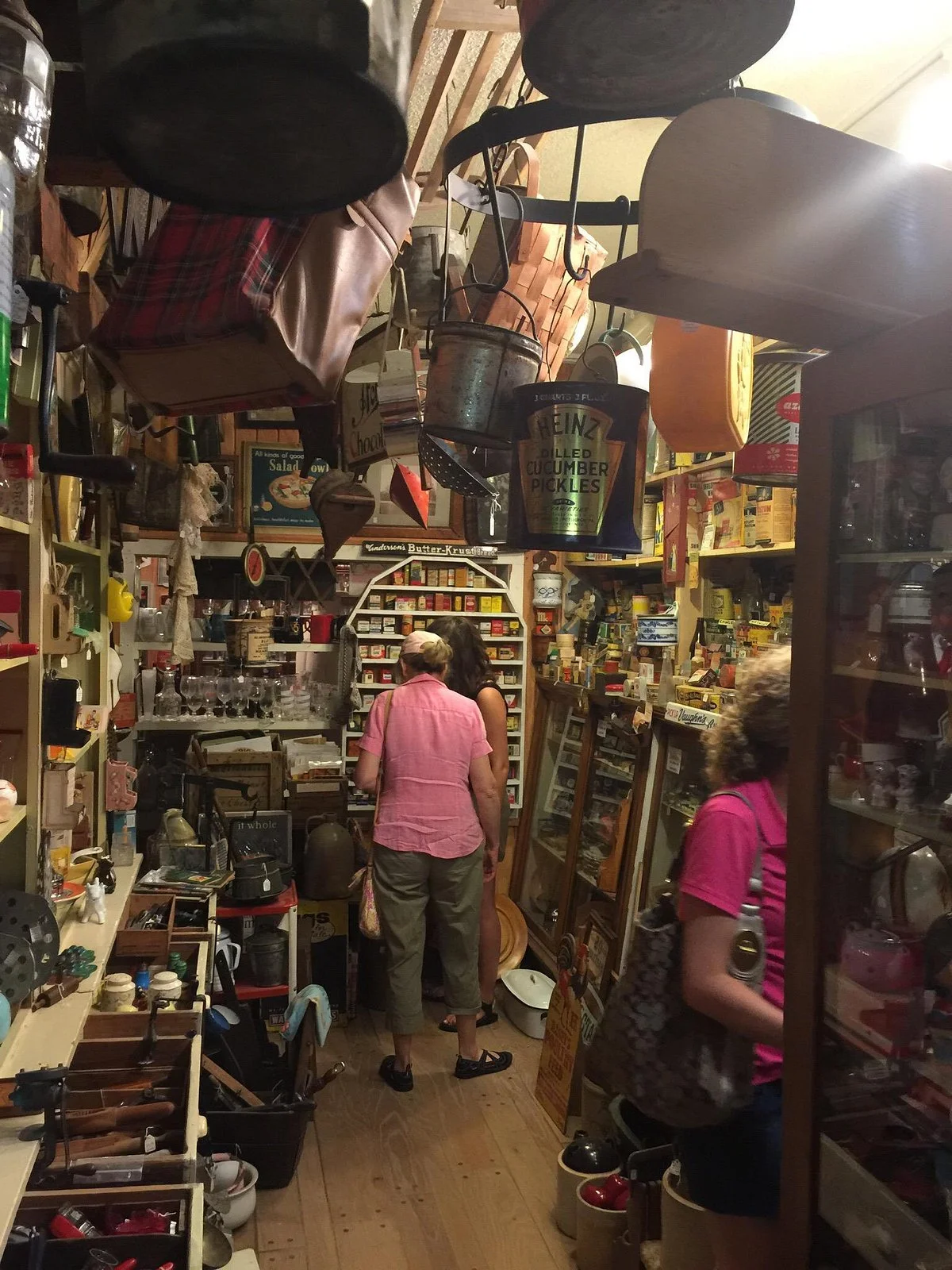 Islander Trading Post Antiques