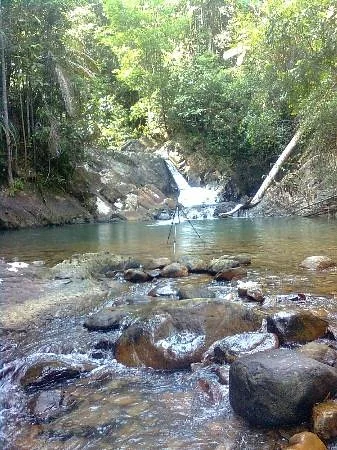 Sungai Yong Waterfalls