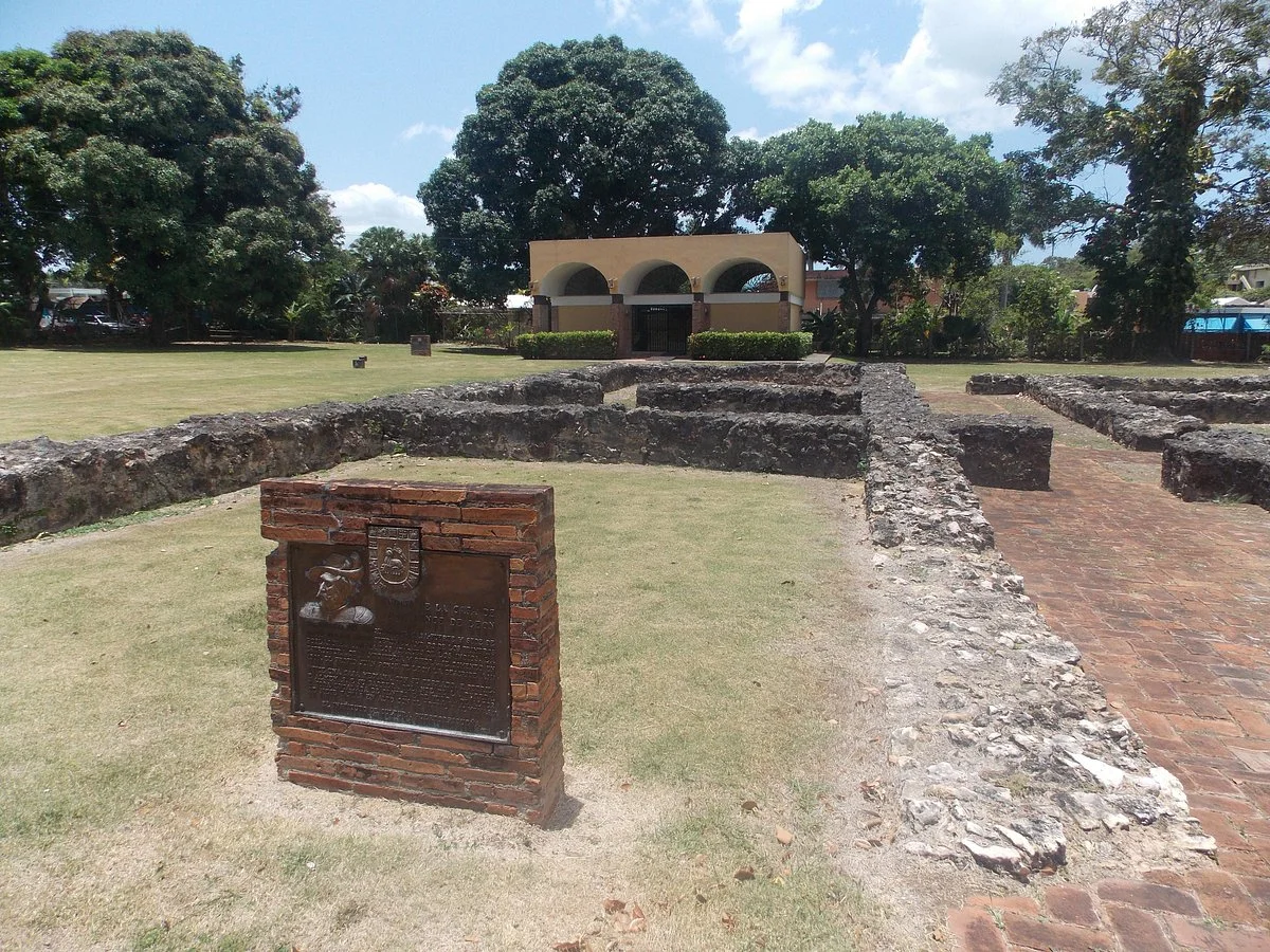 Caparra Ruins Museum and Historical Park