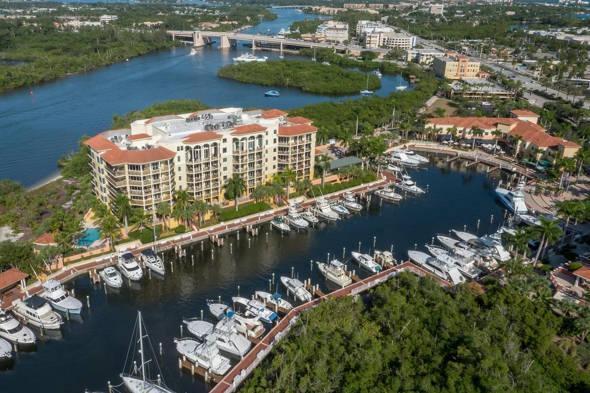 Jupiter Yach Club and Marina