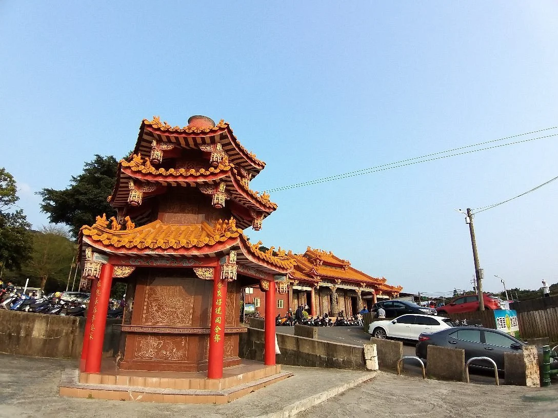 Wu Jiou Tong Shan Trail