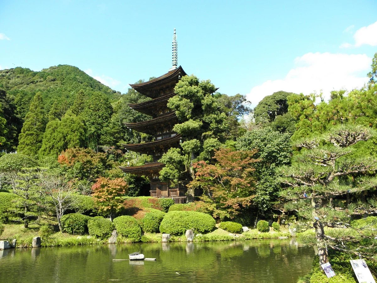 Ruriko Temple Five-Story Pagoda
