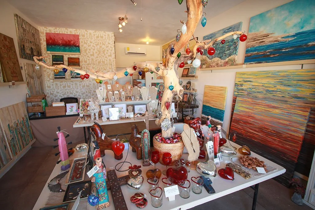 Mi Casa Azul Art Gallery
