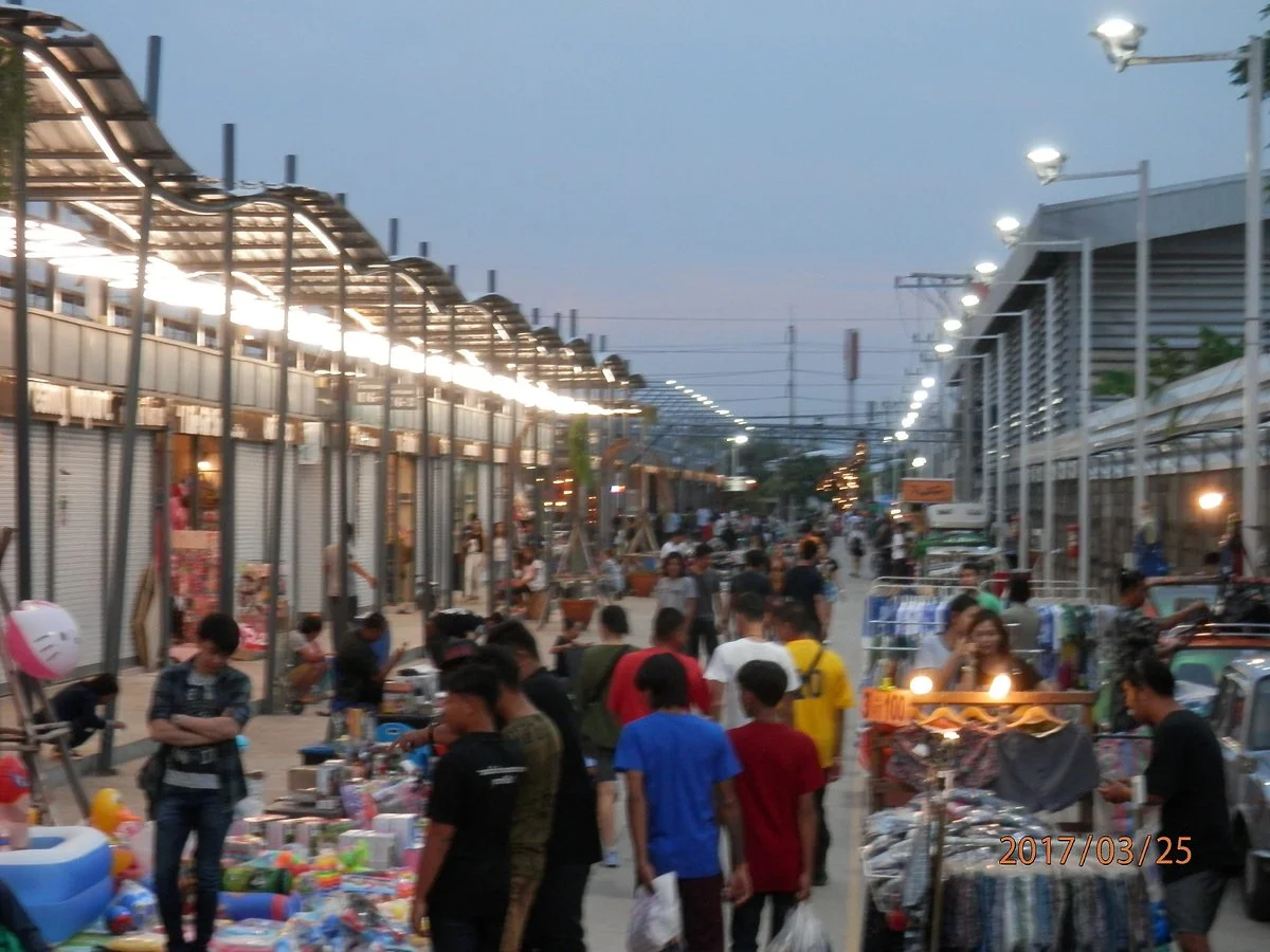 Saveone Night Market