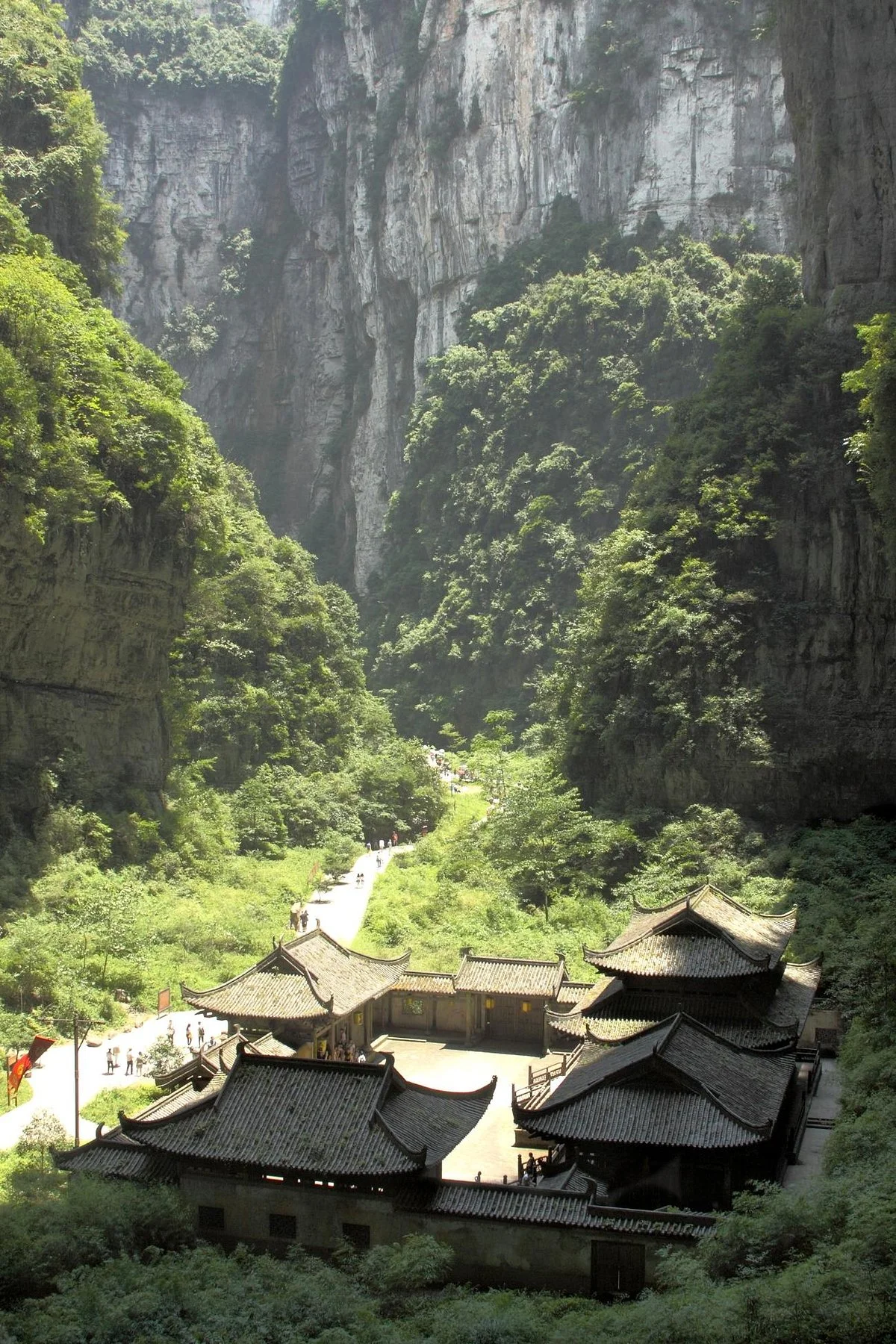 Wulong Tiankeng Three Bridges
