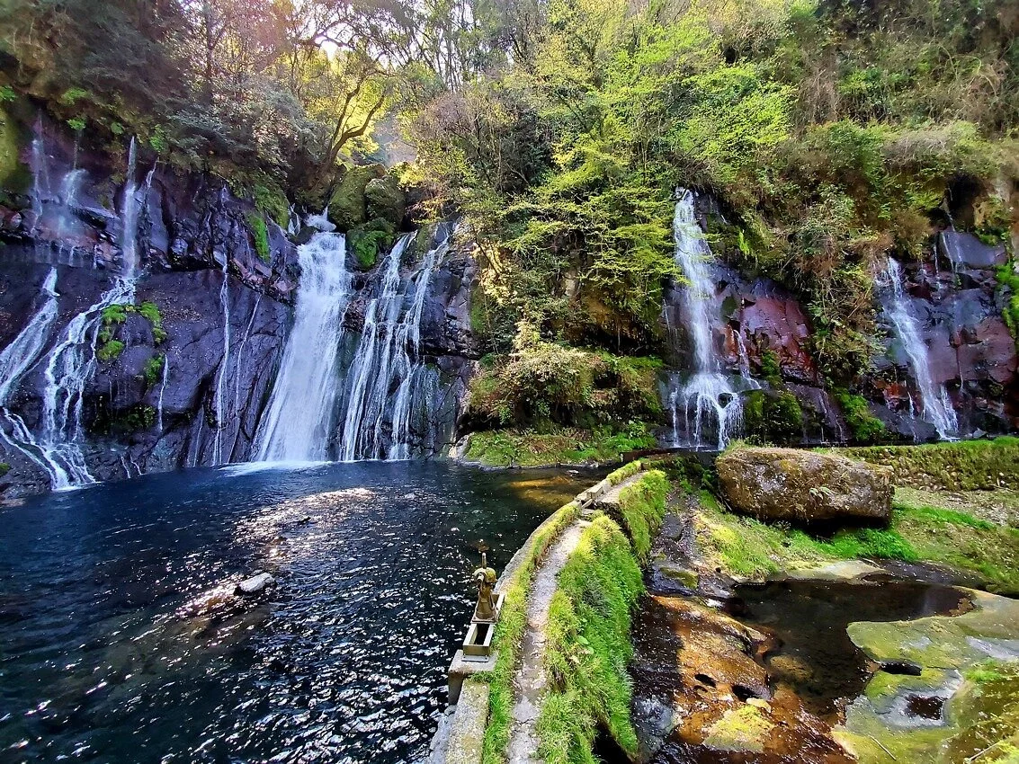 Shiramizu Falls