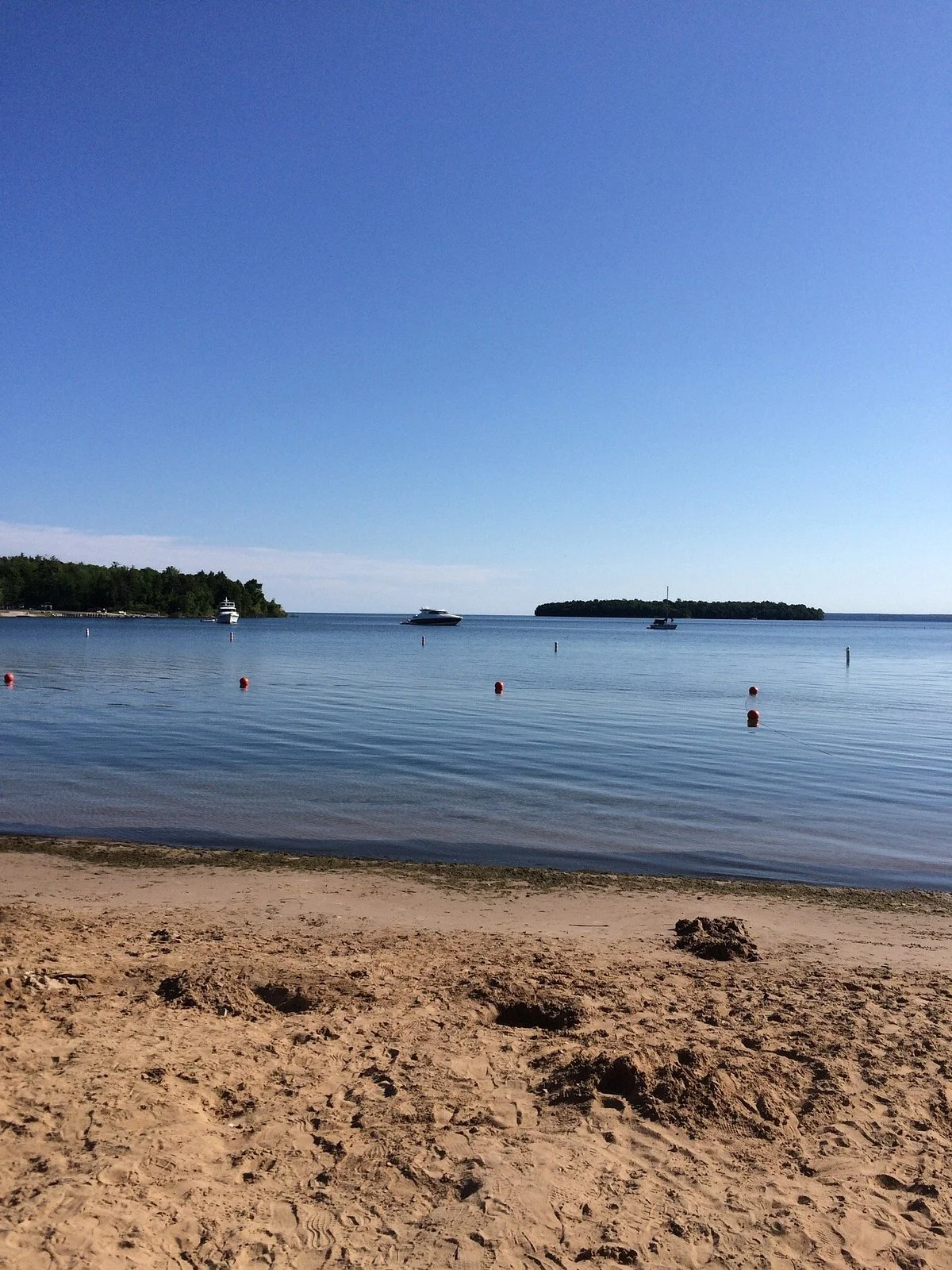 Nicolet Bay Beach