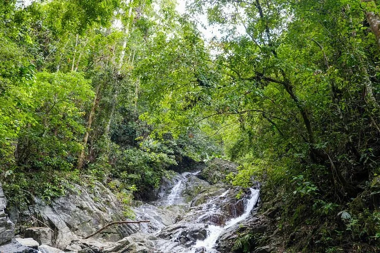 Paadjao Falls