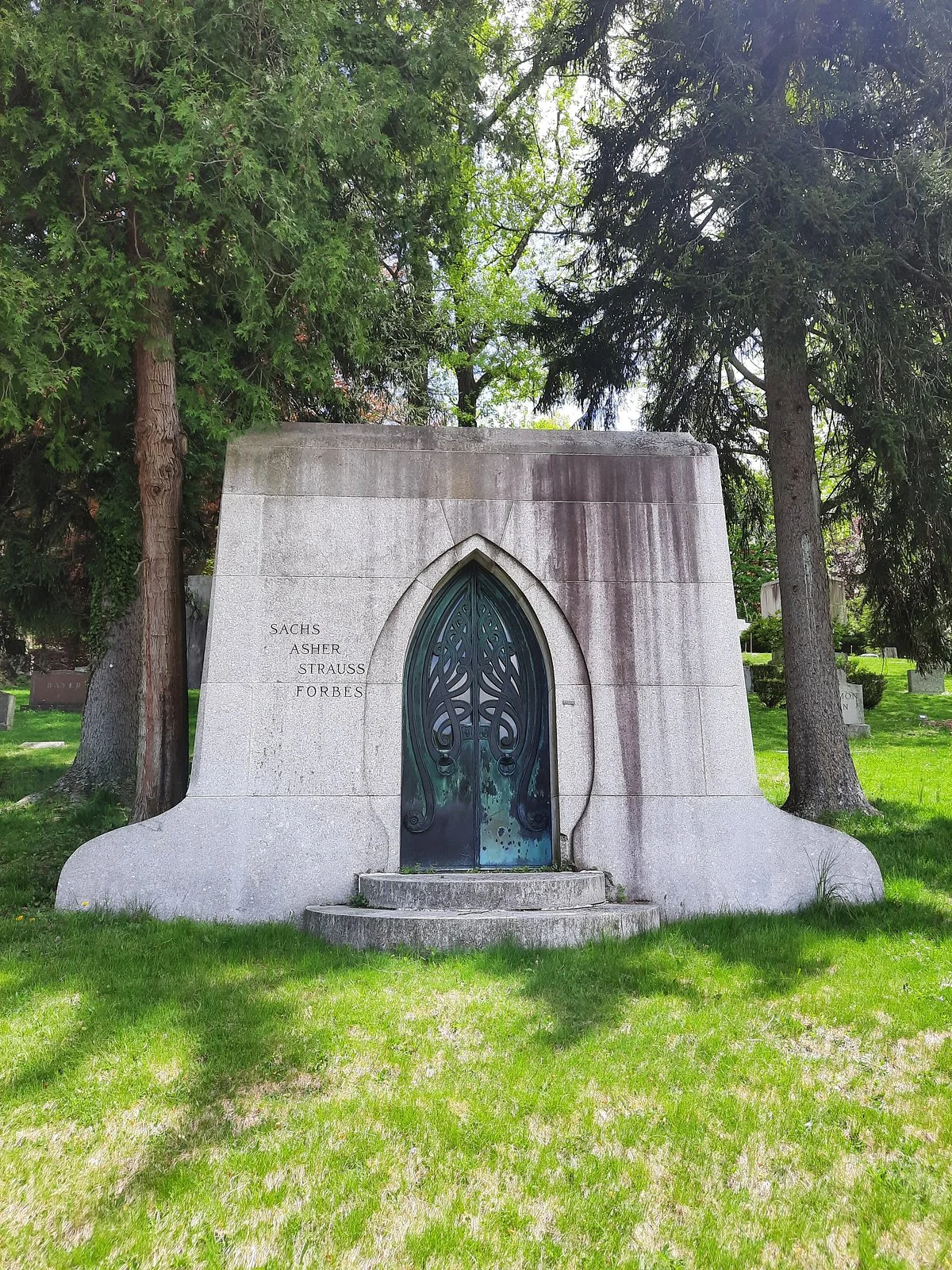 Westchester Hills Cemetery