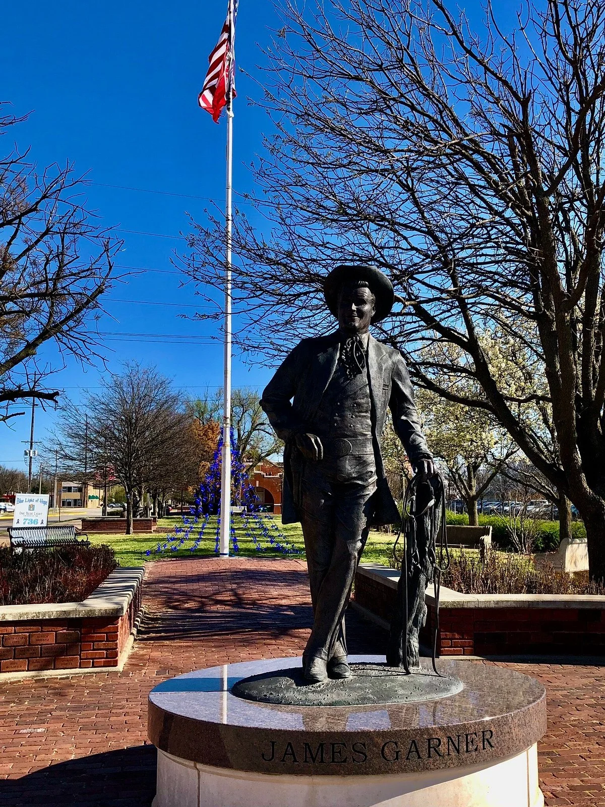 James Garner Statue