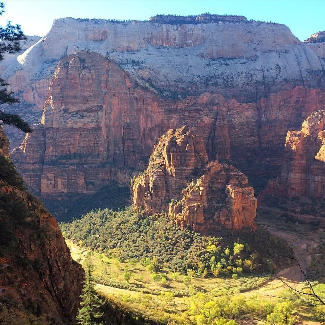 East Rim Trail