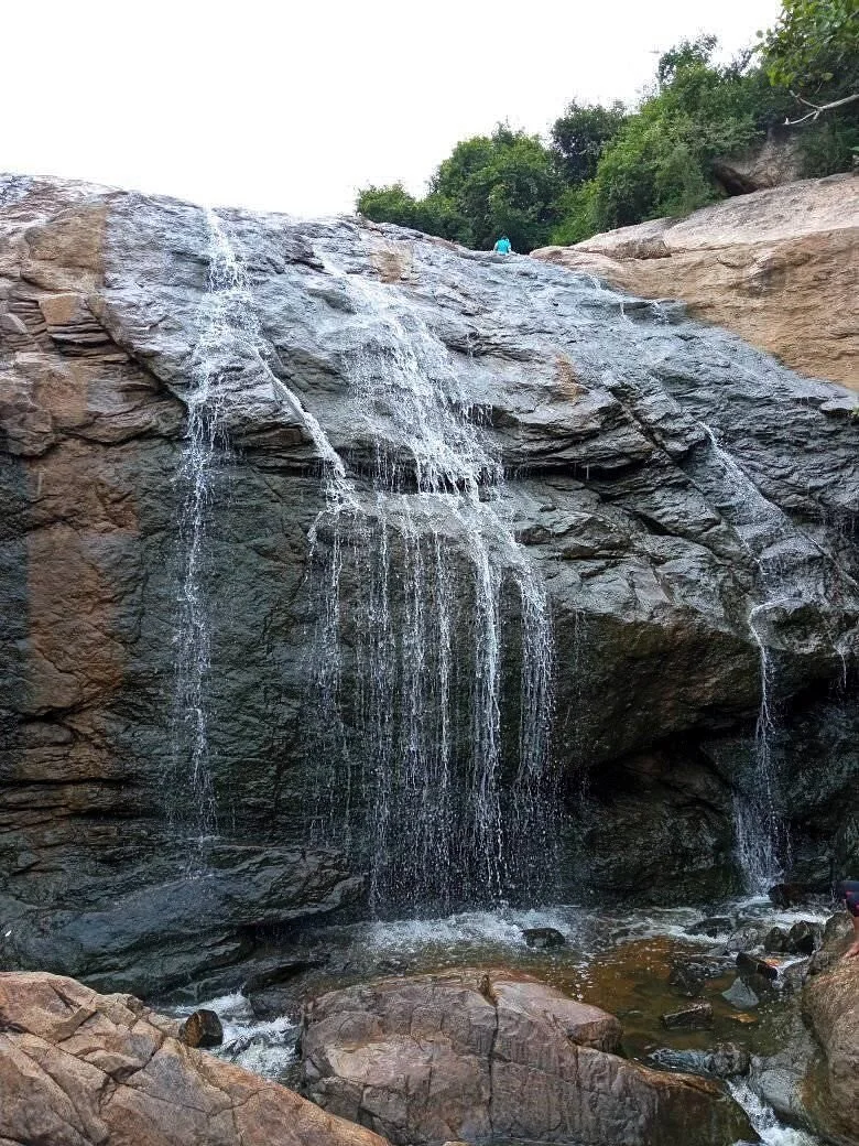 Thottikallu Falls