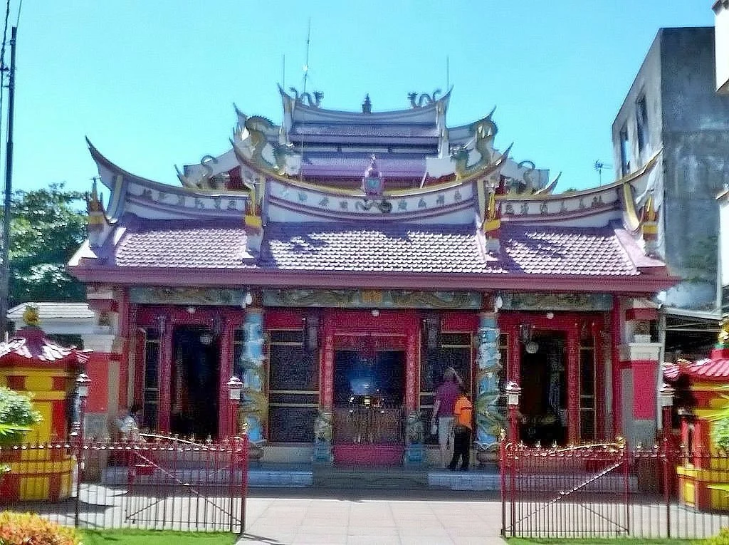 Ban Hin Kiong Temple