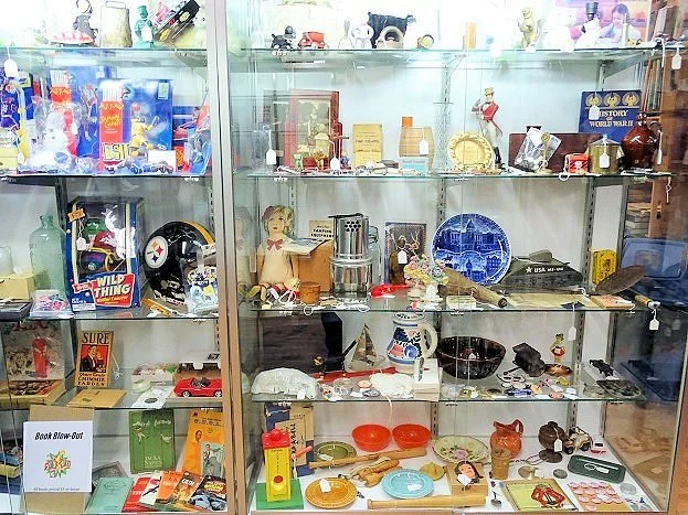 Partners And Friends Antique Center