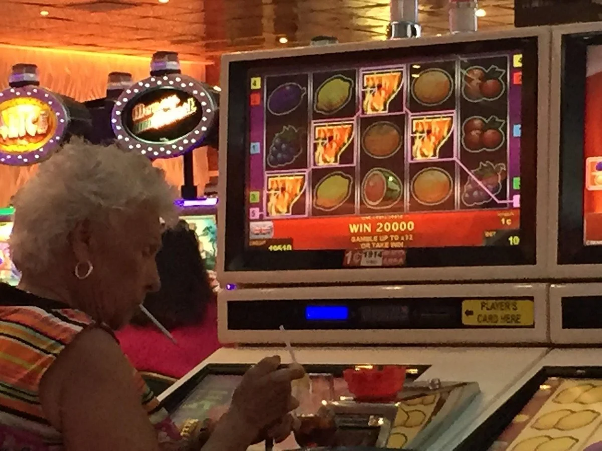 Atlantis World Casino