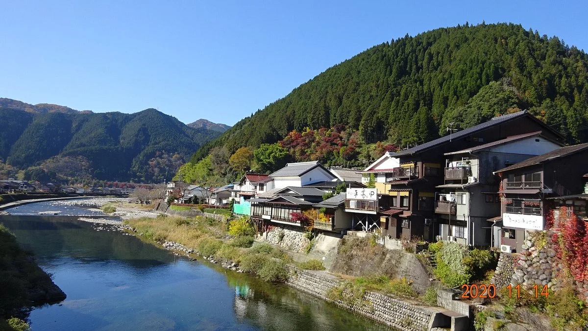 Gujo Hachiman Castle Town