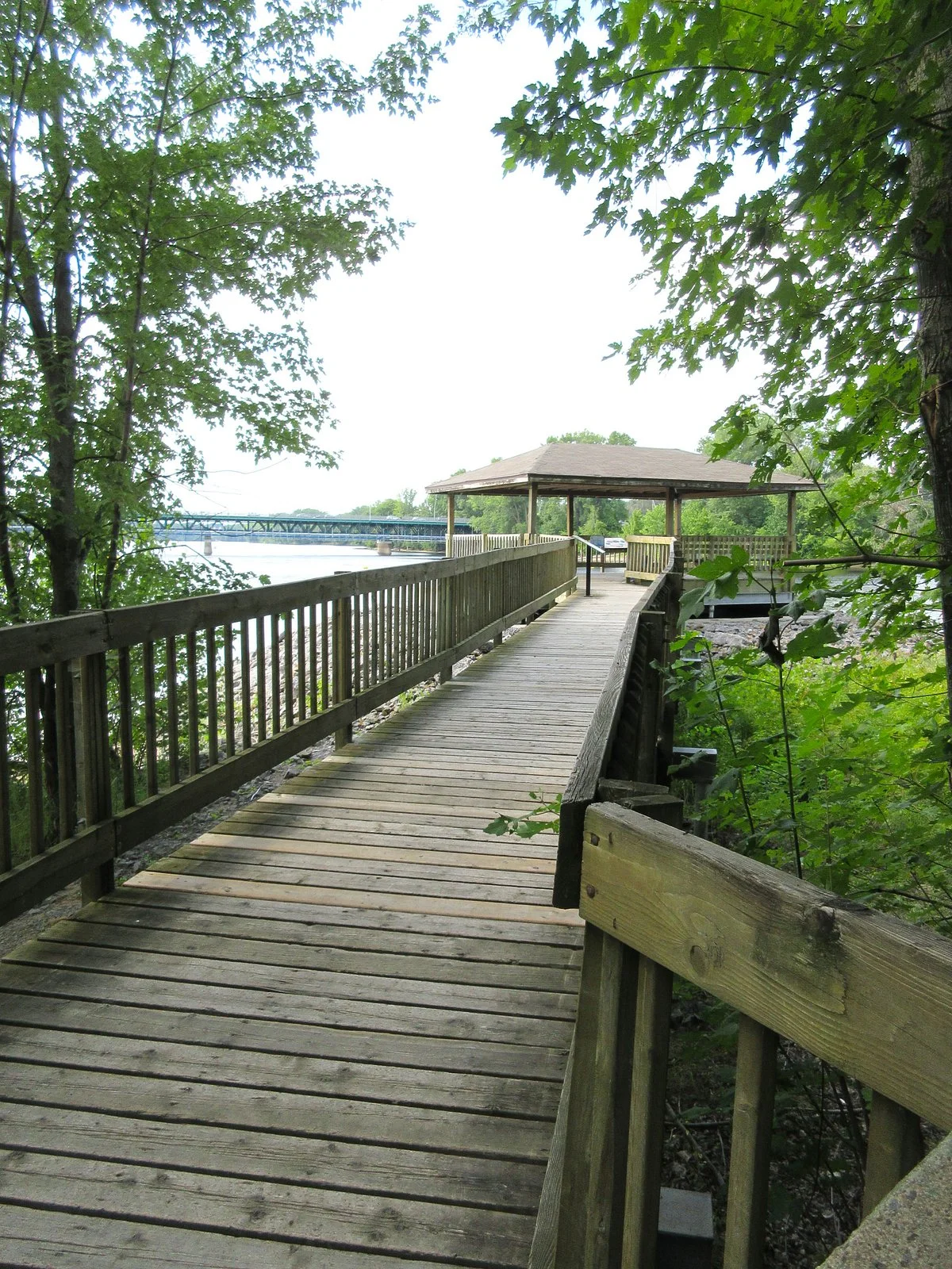 Parc de l'île Saint-Quentin