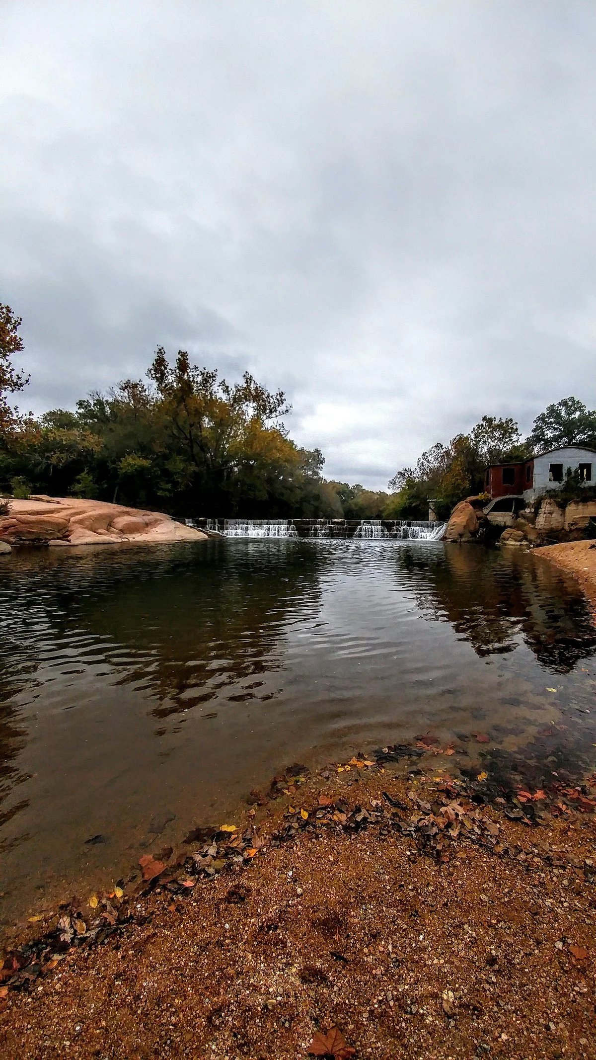 Cedar Ridge Hideaway Cabin/Rv. Park