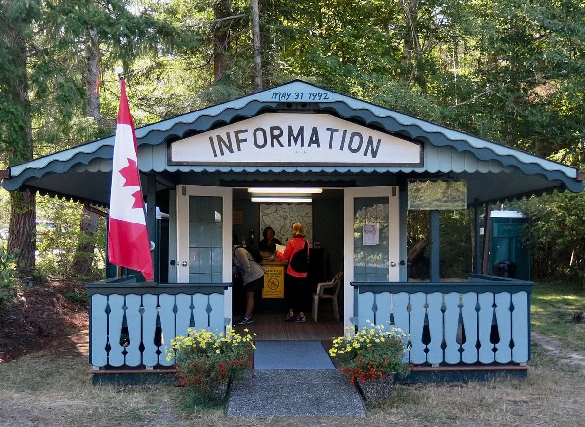 Quadra Island Farmers' Market & Bazaar