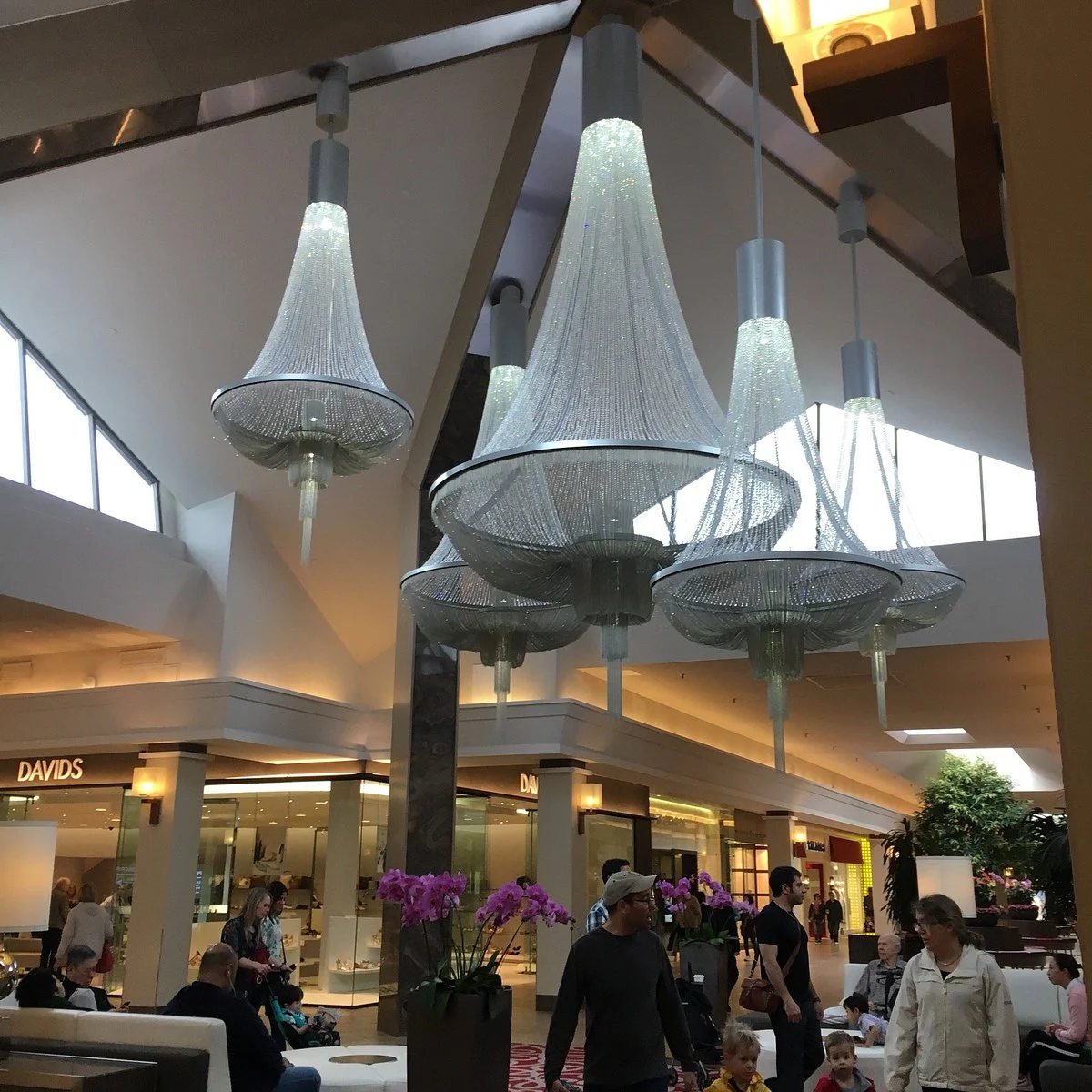 Bayview Village Shopping Centre