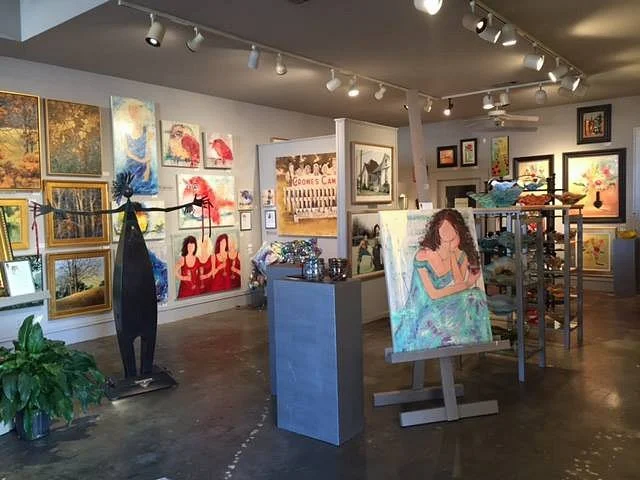 Gallery Central