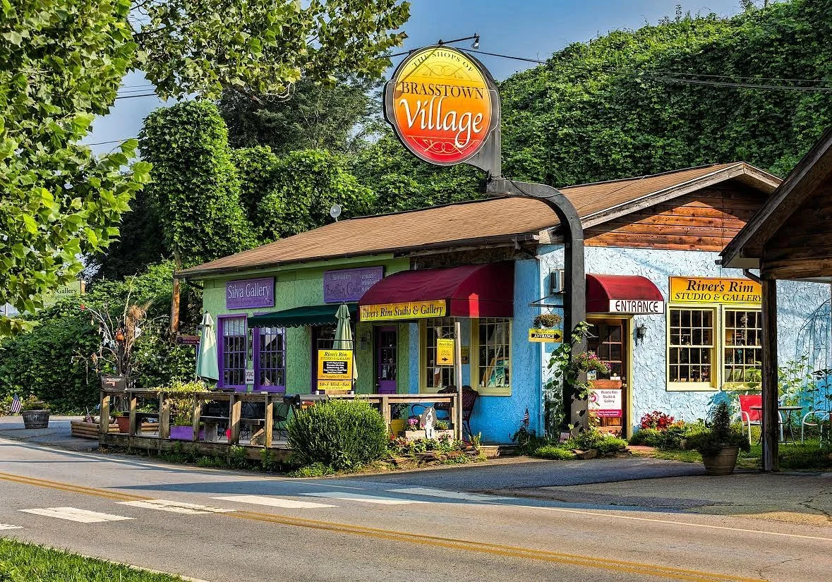 River's Rim Studio and Gallery