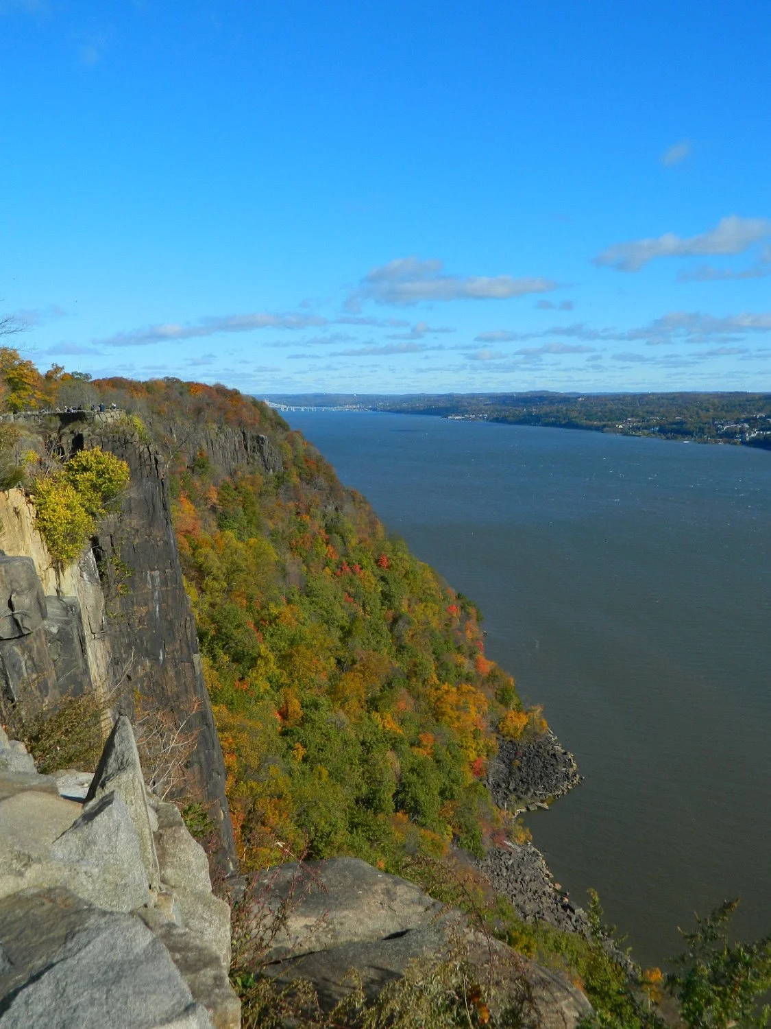 State Line Lookout (Lookout Inn)