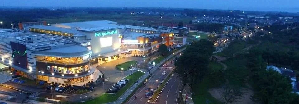 Metropolitan Mall