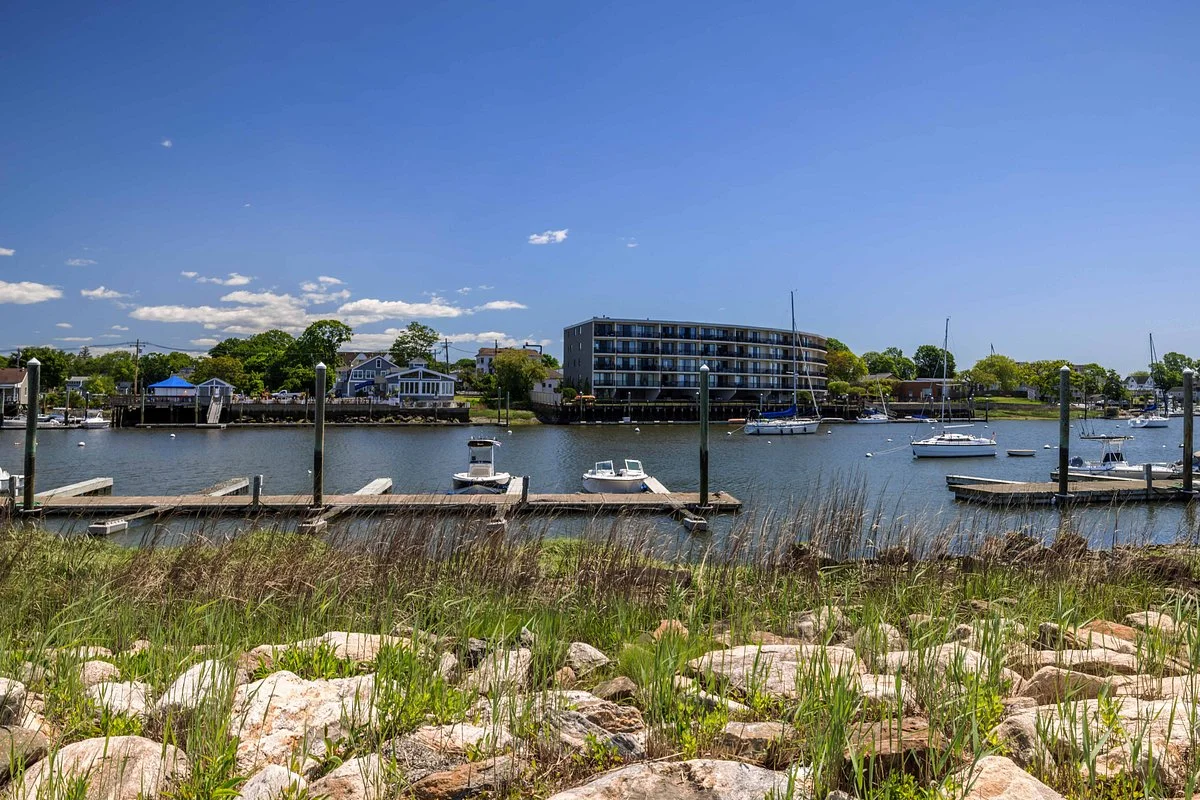 Veteran's Memorial Park and Marina