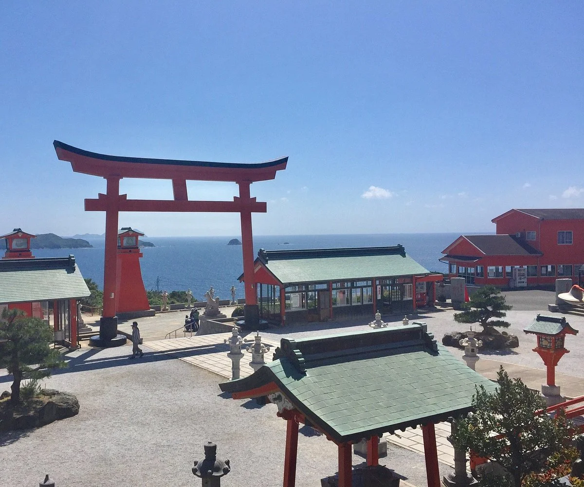 Fukutokuinari Shrine