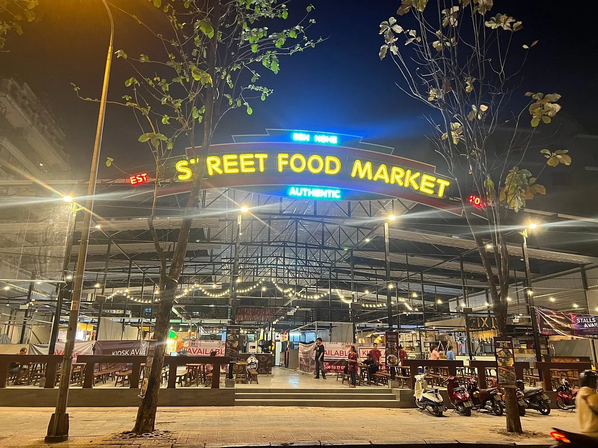 Ben Nghe Street Food Market
