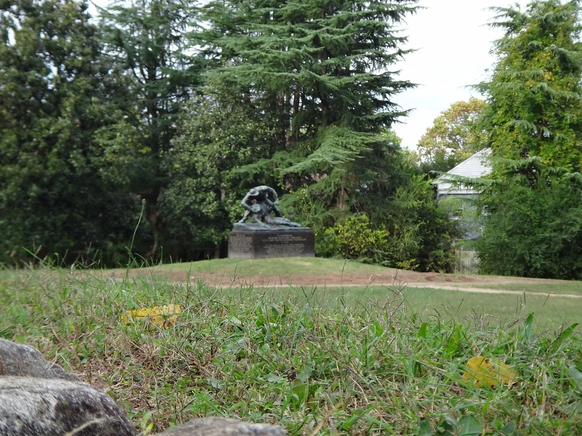 Kirkland Monument