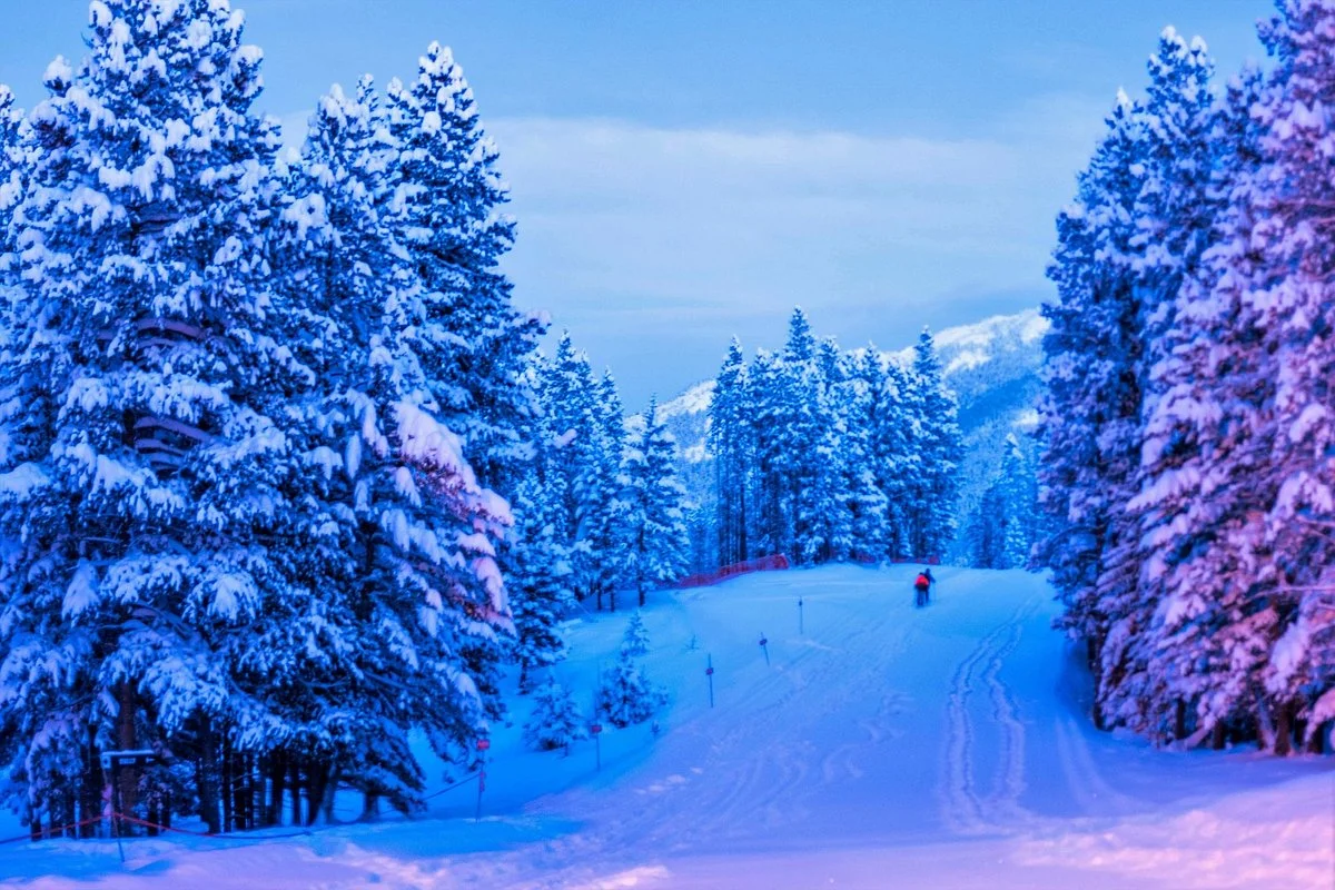 Pass Powderkeg Ski Area