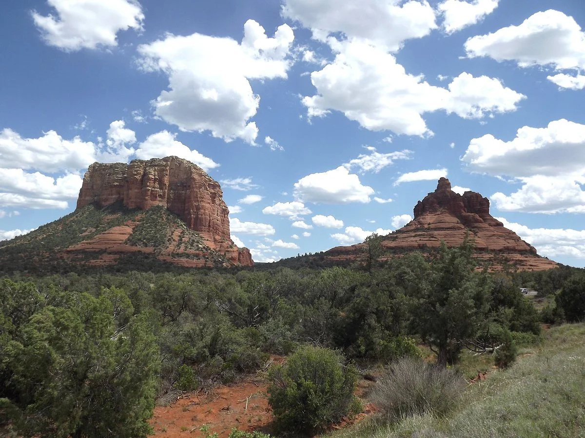 Courthouse Butte Loop Trail