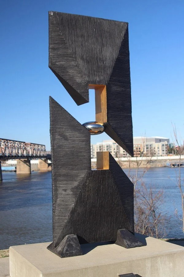 Vogel Schwartz Sculpture Garden