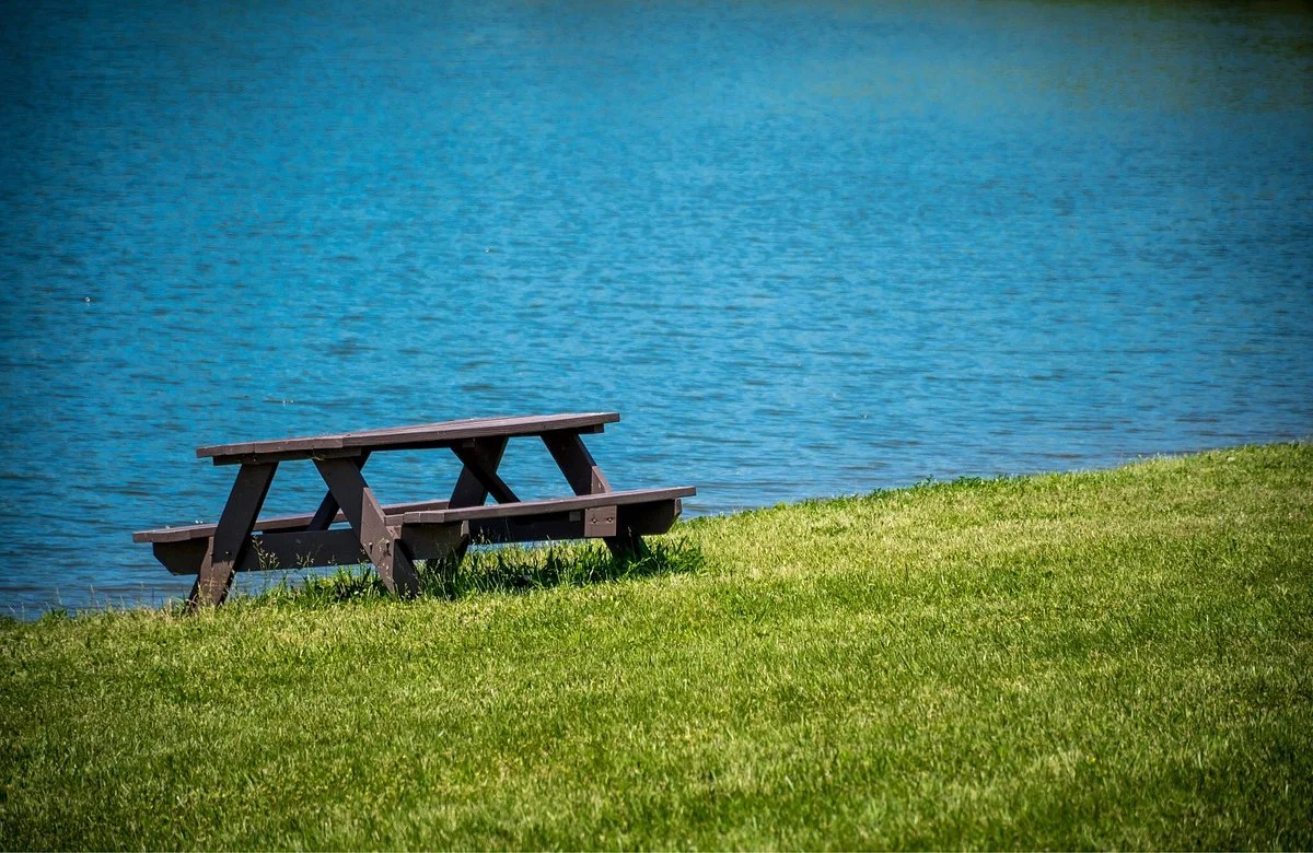 Petros Lake Park