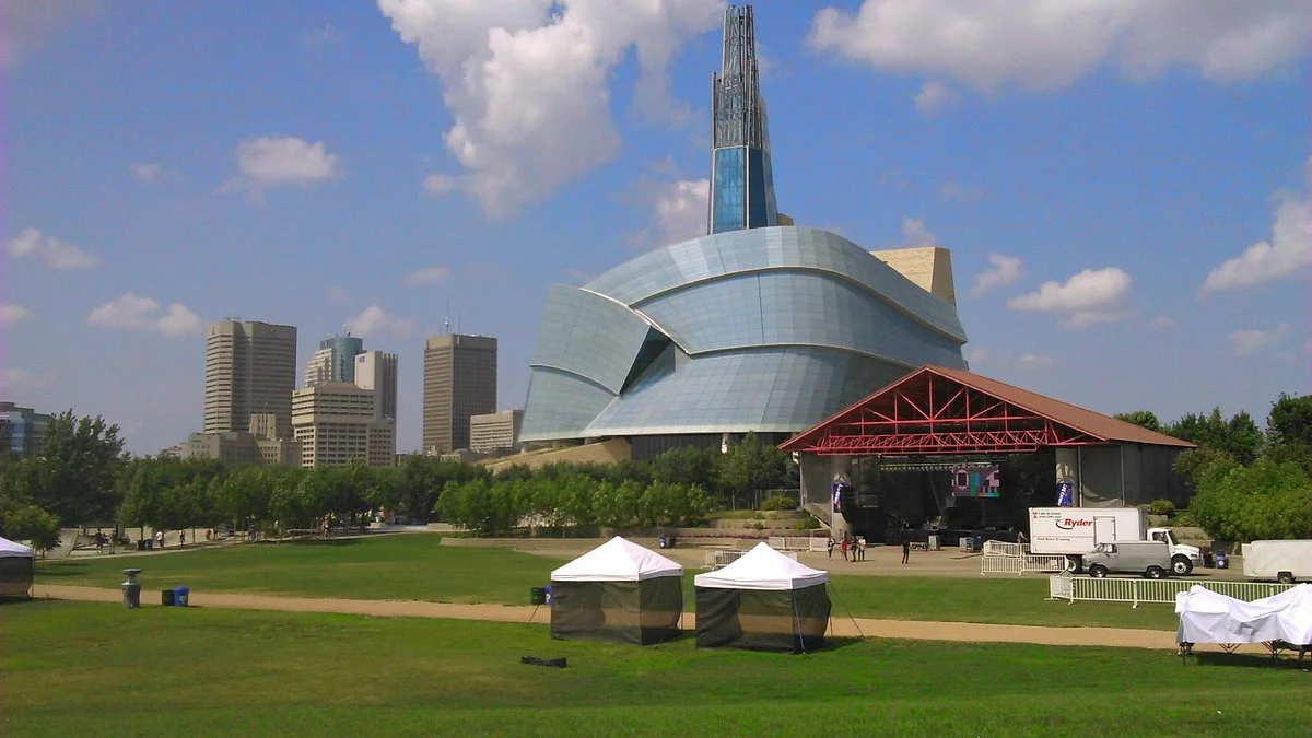 Travel Manitoba Visitor Information Centre