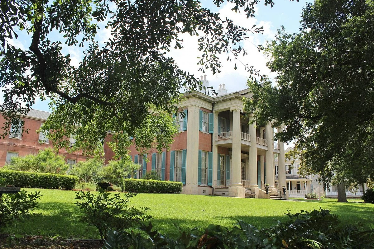 Magnolia Hall