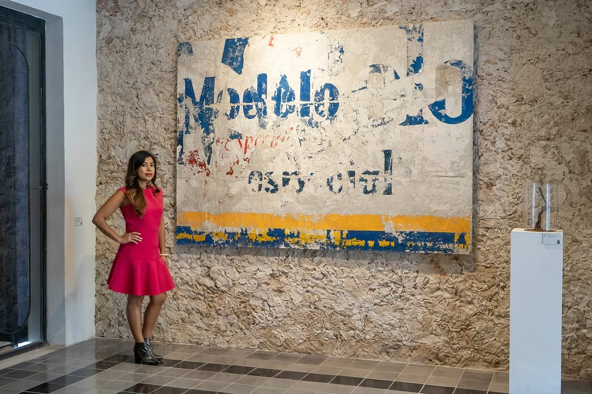 La Sala Art Gallery