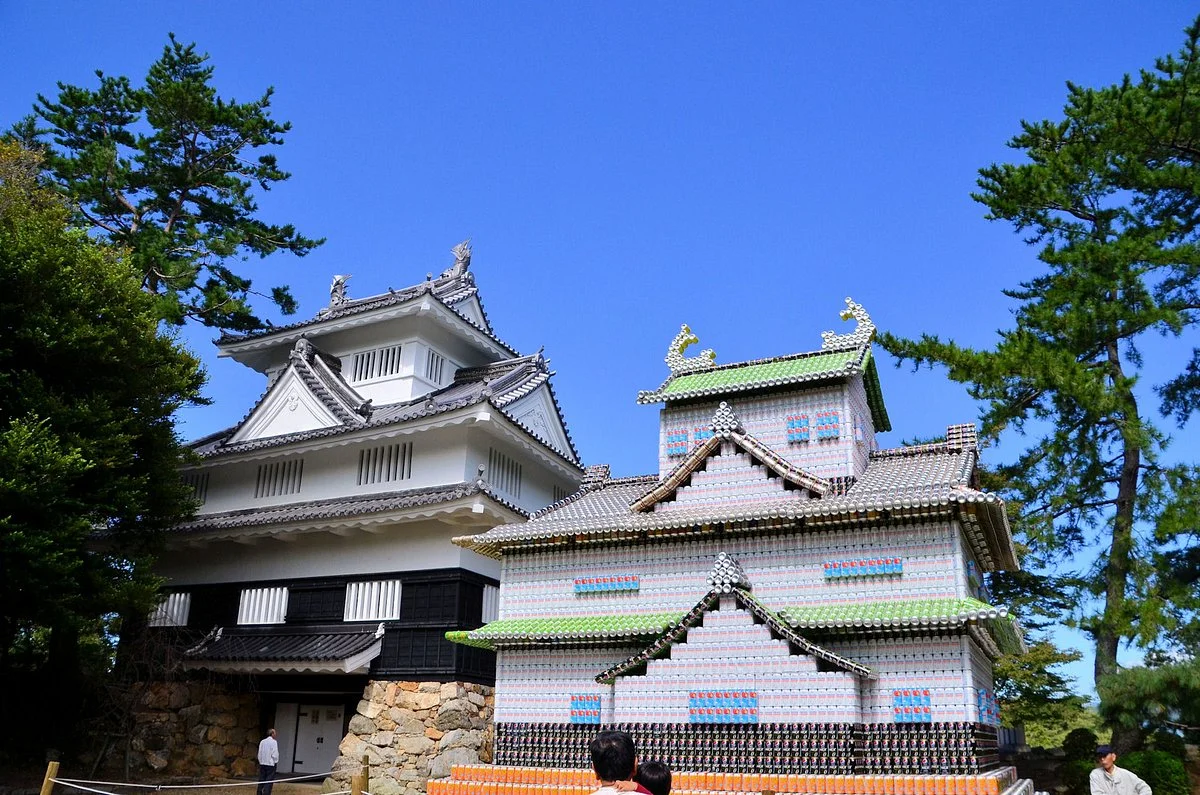 Yoshida Castle