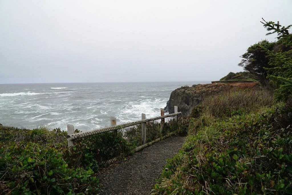 Fishing Rock State Recreation Site