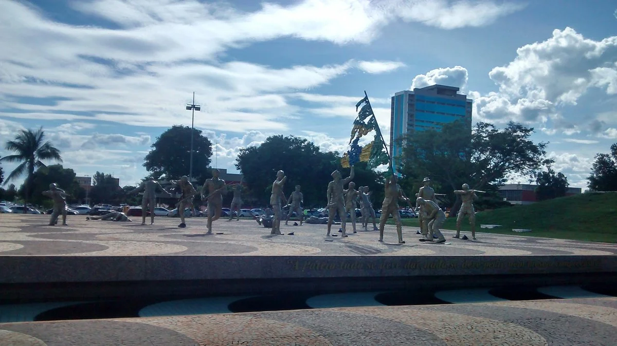 Praca Dos Girassois